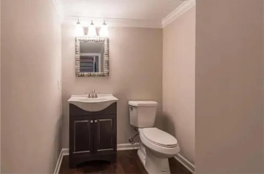 Building Photo - Room in Townhome on Cardigan Cir