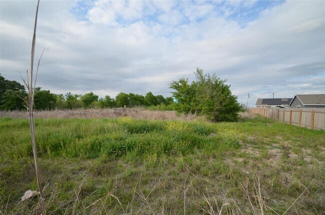 Building Photo - 13706 Mussel Rn