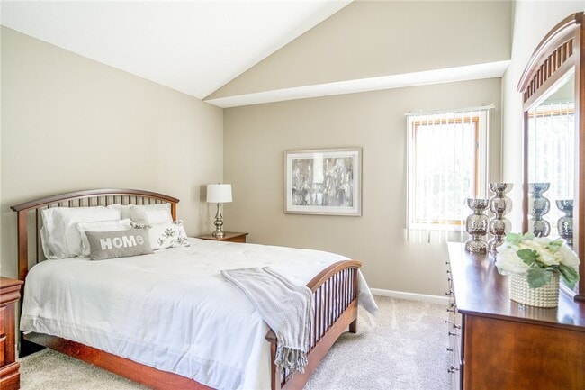 Building Photo - 72 Riverferry Way