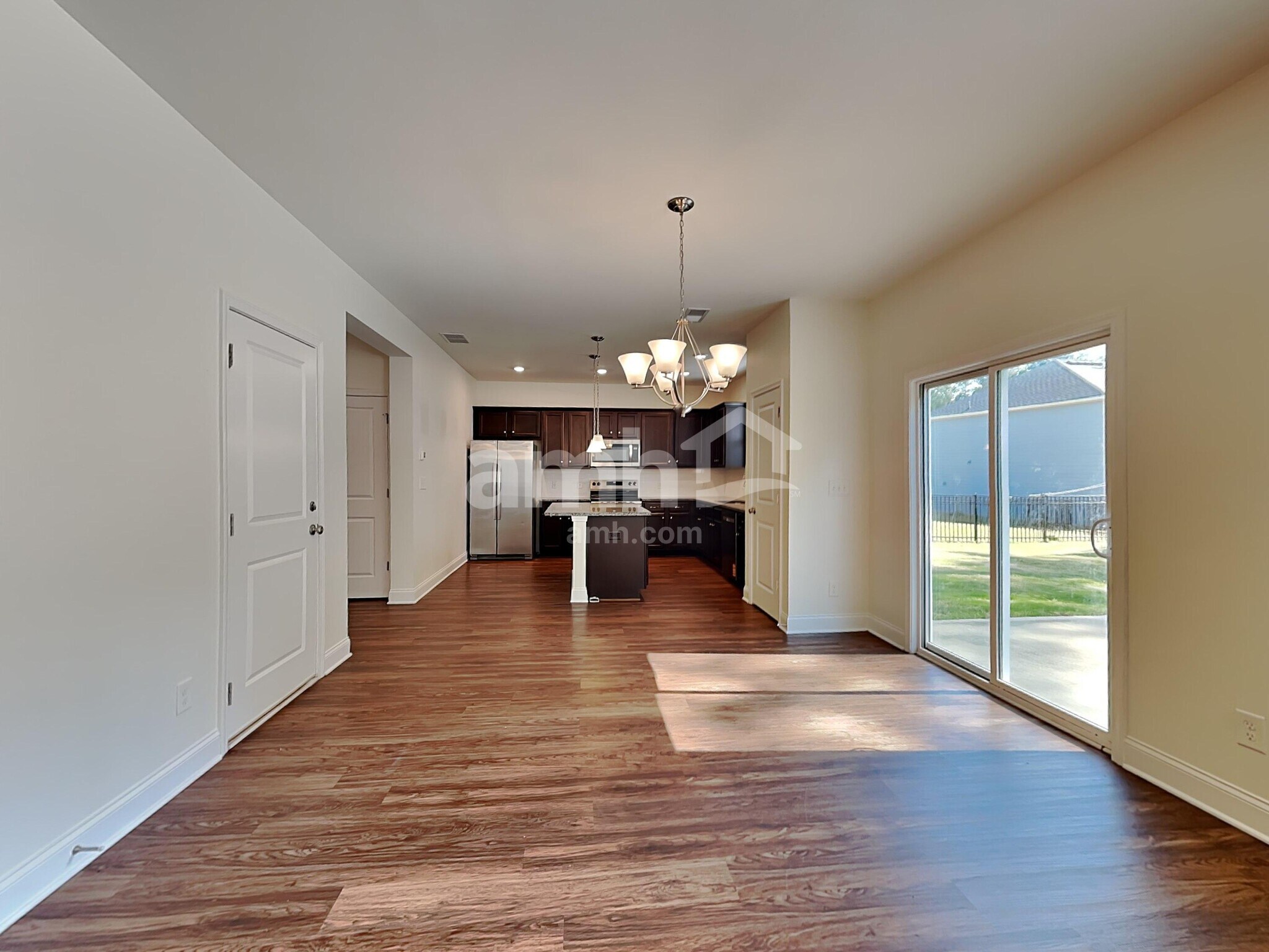 Building Photo - 602 Lk Vis Ct