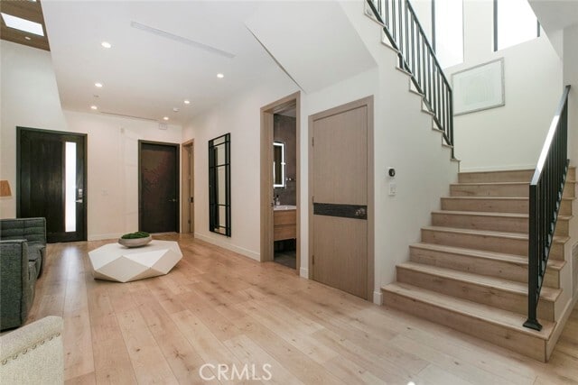 Building Photo - 617 Hazel St