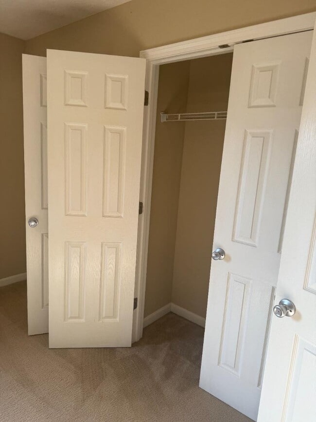 Building Photo - 6670 S Wilson Rd