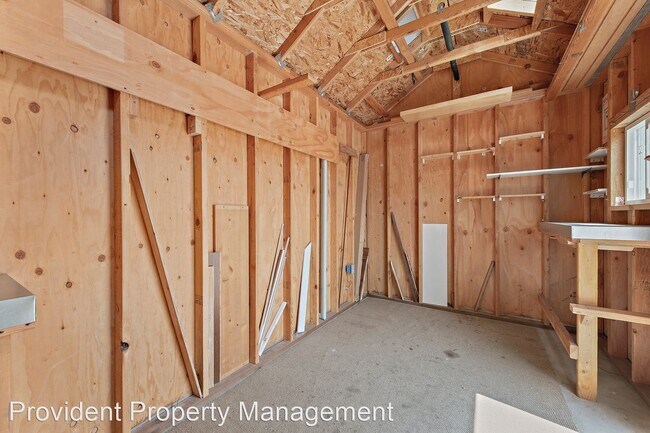 Building Photo - 2 br, 1.5 bath House - 127 N. 9th Street