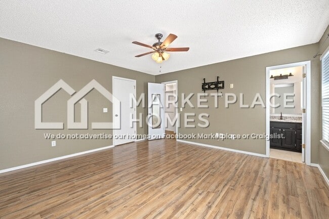 Building Photo - 4455 Chaparral Ln