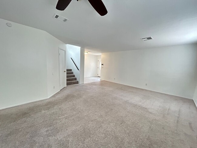 Building Photo - No HOA! 4 Bedroom 2.5 Bath with Pool!