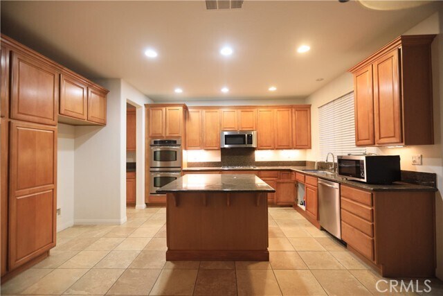 Building Photo - 14440 Sleepy Creek Dr