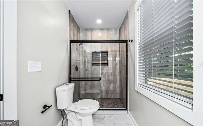 Building Photo - 1453 Lockwood Dr SW