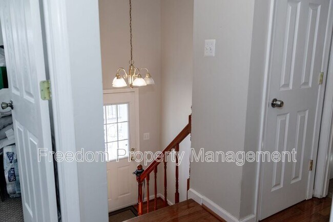 Building Photo - 5317 Macwood Dr