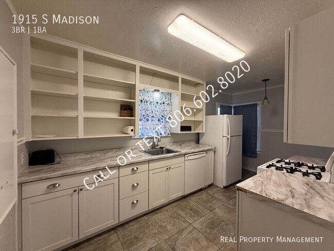 Building Photo - 1915 S Madison-