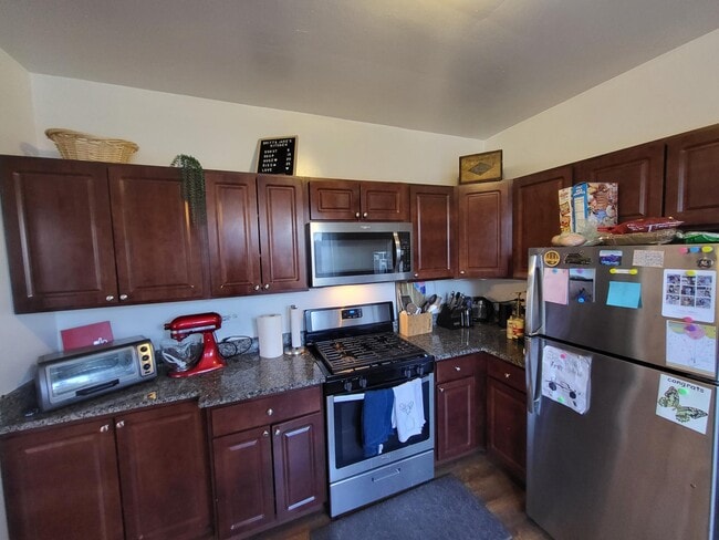 Building Photo - 5428-5430 N Kimball