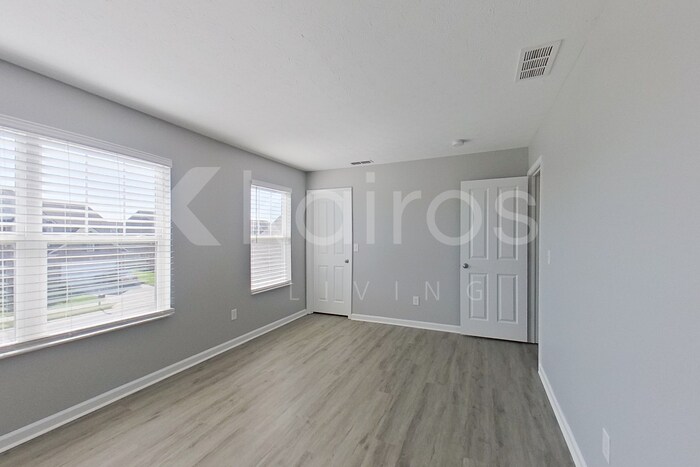 Building Photo - 10412 Pintail Ln