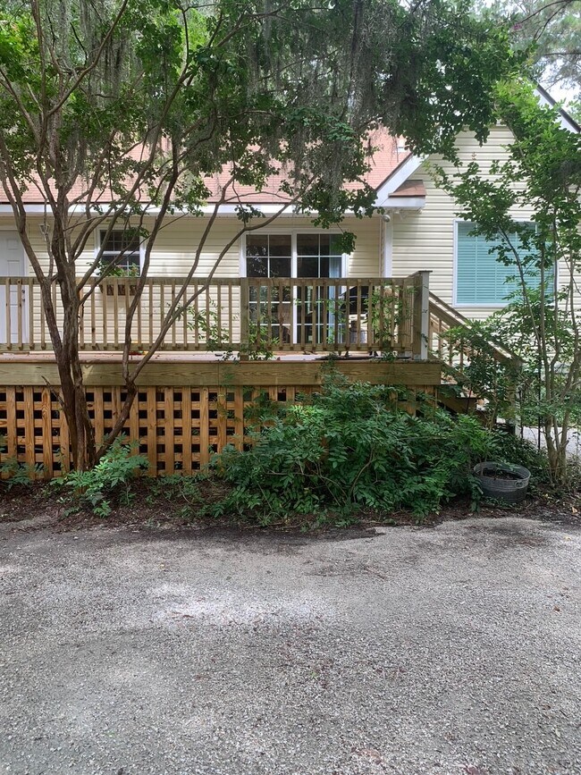 Building Photo - 5758 Chisolm Rd