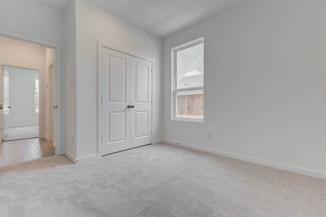 Building Photo - 31715 Wild Mdw Dr