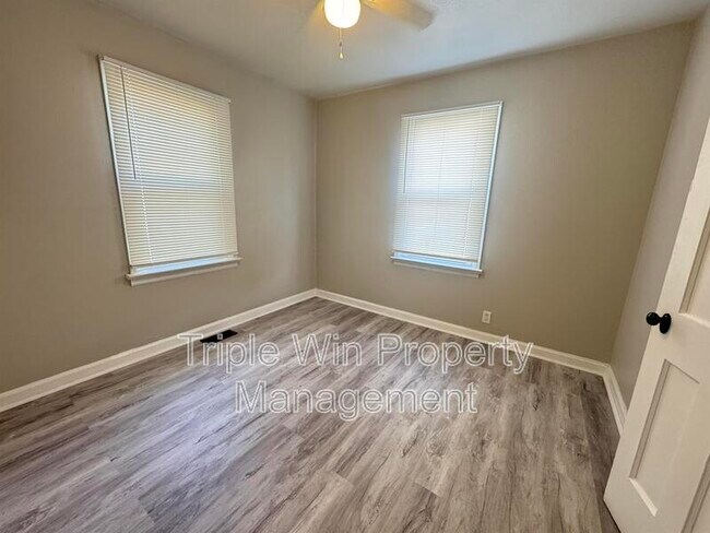 Building Photo - 8239 Fay Dr