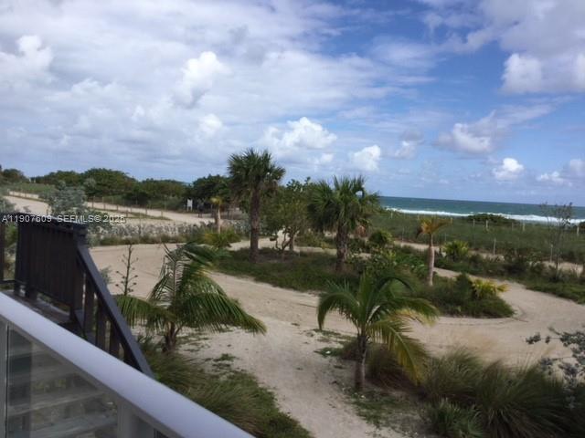 Building Photo - 9225 Collins Ave