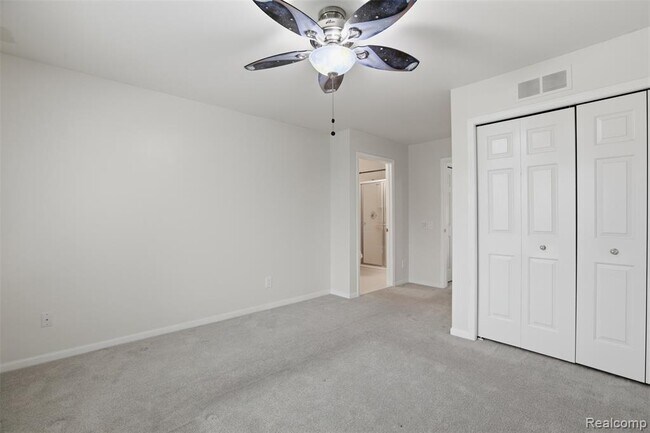 Building Photo - 3932 Fieldview Rd