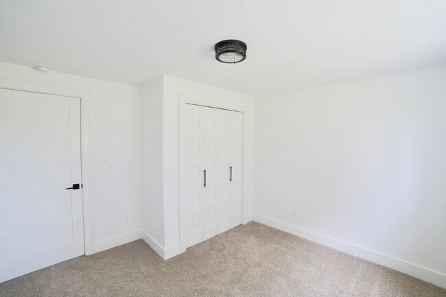 Building Photo - 1830 22nd St S