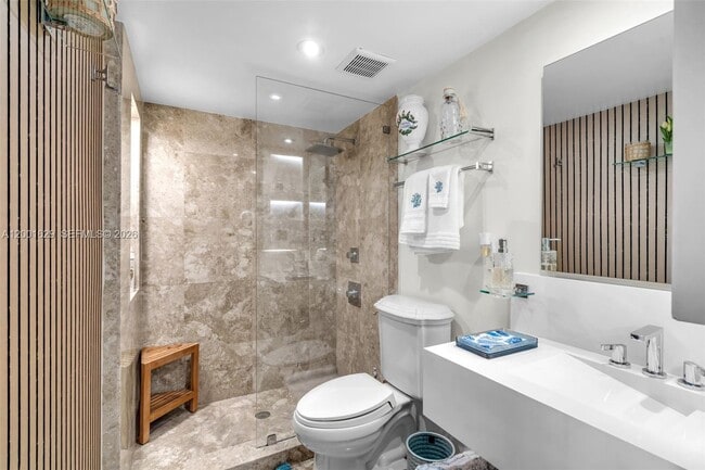 Building Photo - 55 Ocean Ln Dr