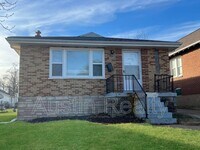 Building Photo - 1509 Collins Ave