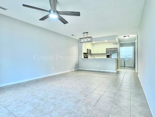 Building Photo - 1507 Military Cutoff Rd