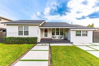 Building Photo - 6860 SW 37th St