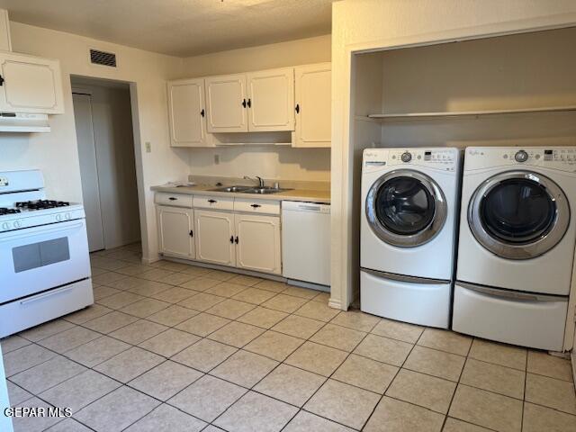 Building Photo - 5924 Cabrillo Dr