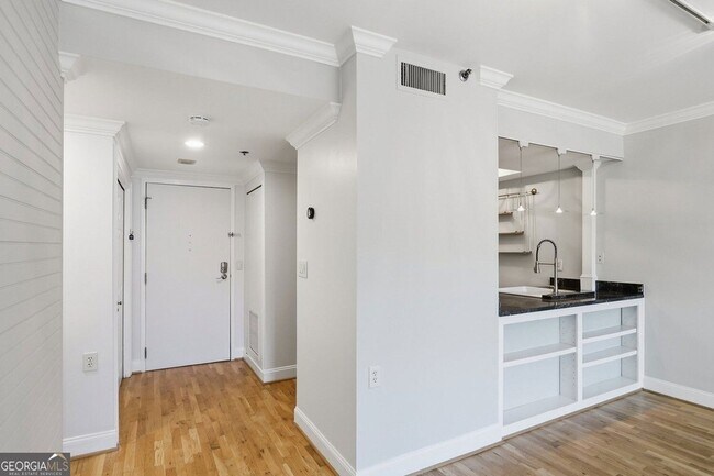 Building Photo - 1130 Piedmont Ave NE