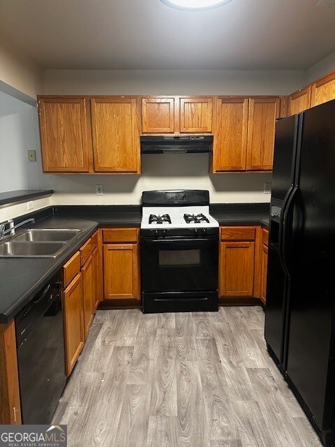 Building Photo - 5675 Hampton Ct