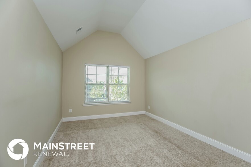 Building Photo - 5032 Jack Dr