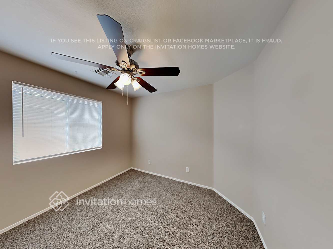 Building Photo - 15440 W Gelding Dr