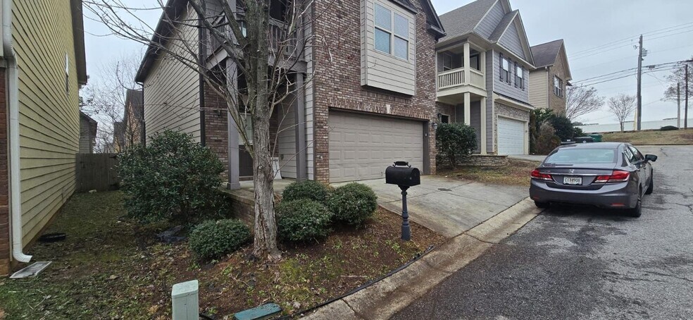 Building Photo - 1610 Chattahoochee Ct