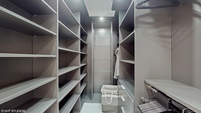 Building Photo - 377 Squire Dr