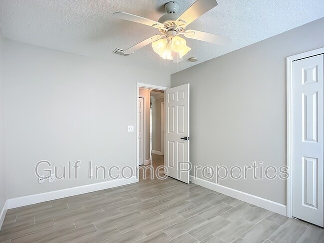 Building Photo - 4218 Berkeley Dr