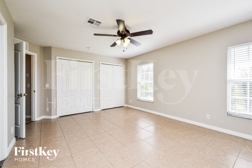 Building Photo - 1220 Bayou St E