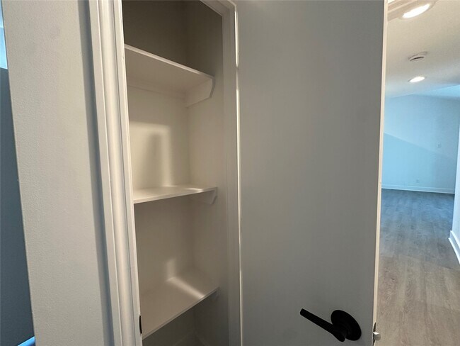 Building Photo - 2829 Timmons Ln