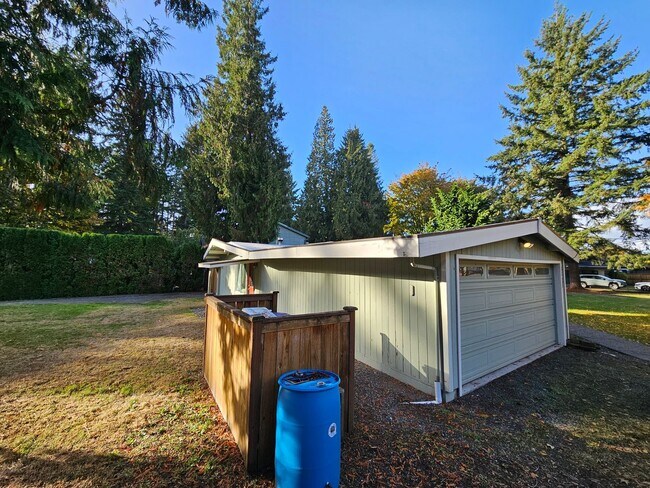 Building Photo - 8827 - Garland