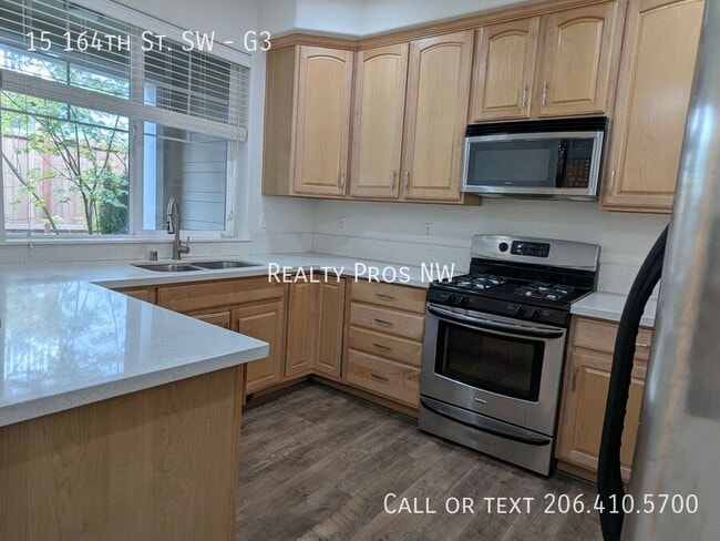Building Photo - 15 164th St SW
