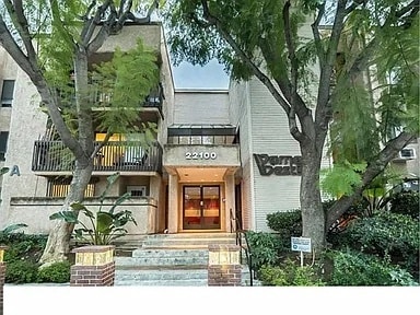 Building Photo - 22100 Burbank Blvd