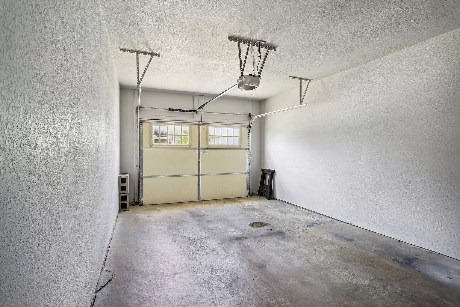 Building Photo - 103 Yorkminster Ln