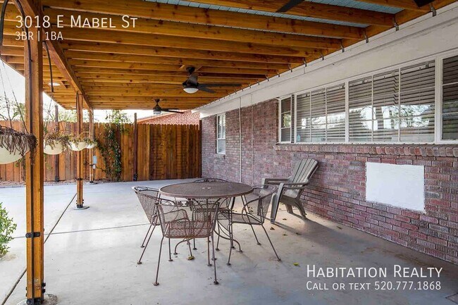 Building Photo - 3018 E Mabel St