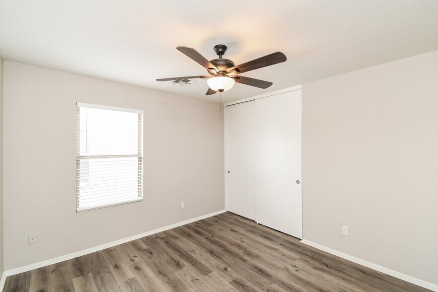 Building Photo - 8918 E Oro Cir