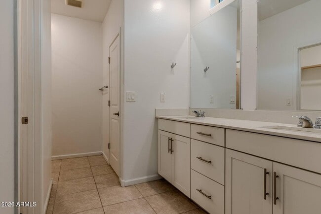 Building Photo - 9210 W Willow Bend Ln