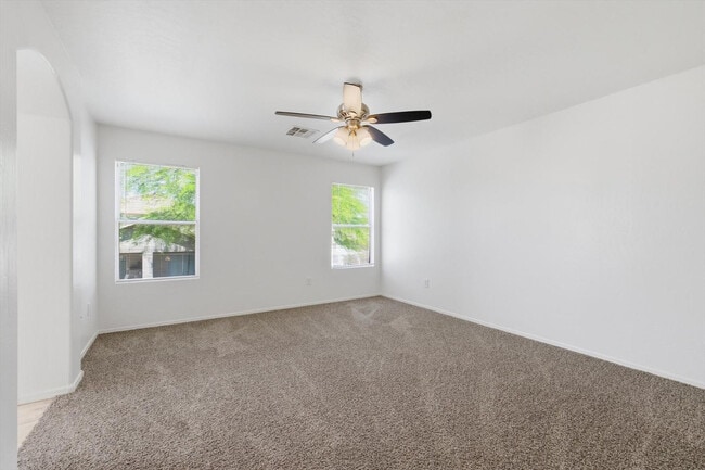 Building Photo - 13448 W Berridge Ln