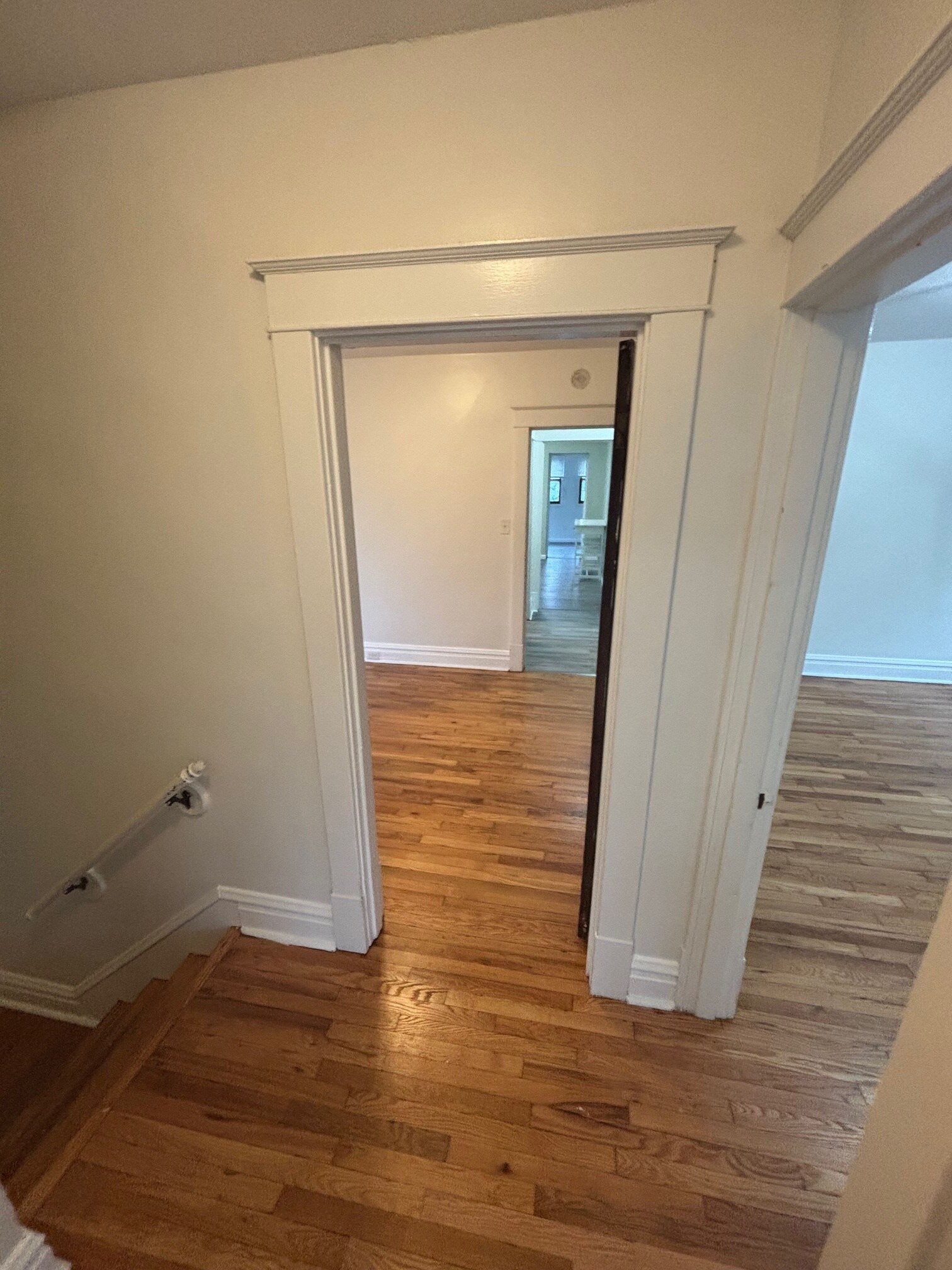 Building Photo - 5054 Winona Ave