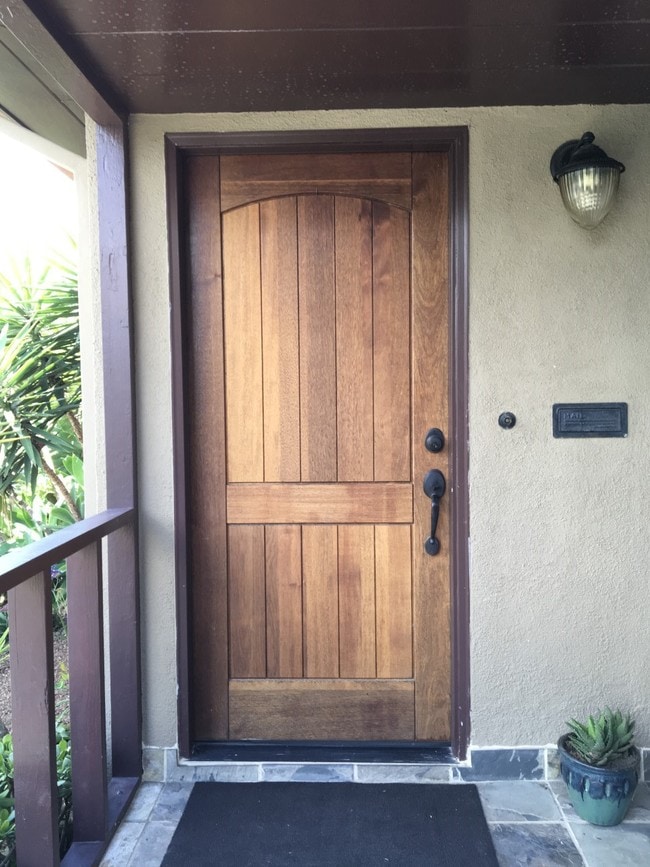 Front Door - 3721 Corinth Ave