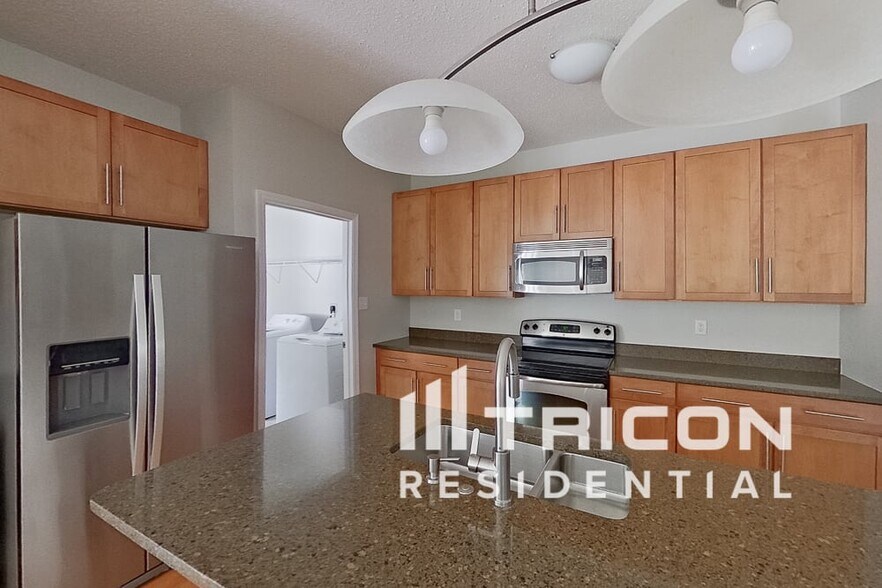 Building Photo - 3441 Mackey Wherry St