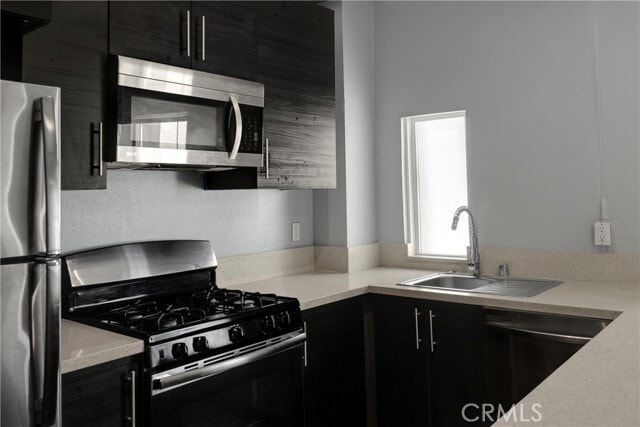 Building Photo - 601 Linden Ave