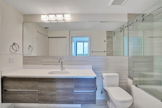 Building Photo - 301 Altara Ave