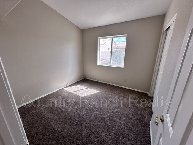 Building Photo - 1934 Easy St