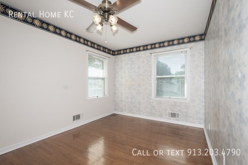Building Photo - 9151 Somerset Dr